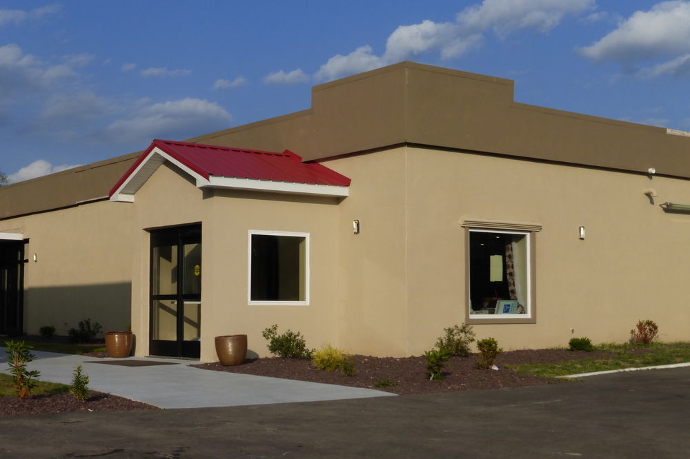 Red Roof Hotel 2*
